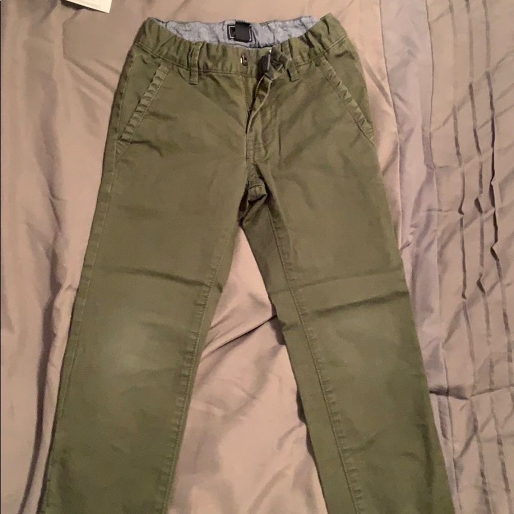 🐿 Boys Gap stretch pants in size 6
